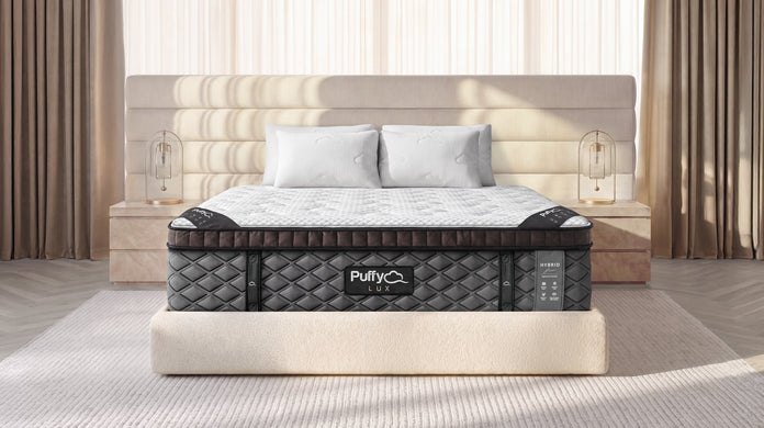 Puffy Lux Hybrid mattress